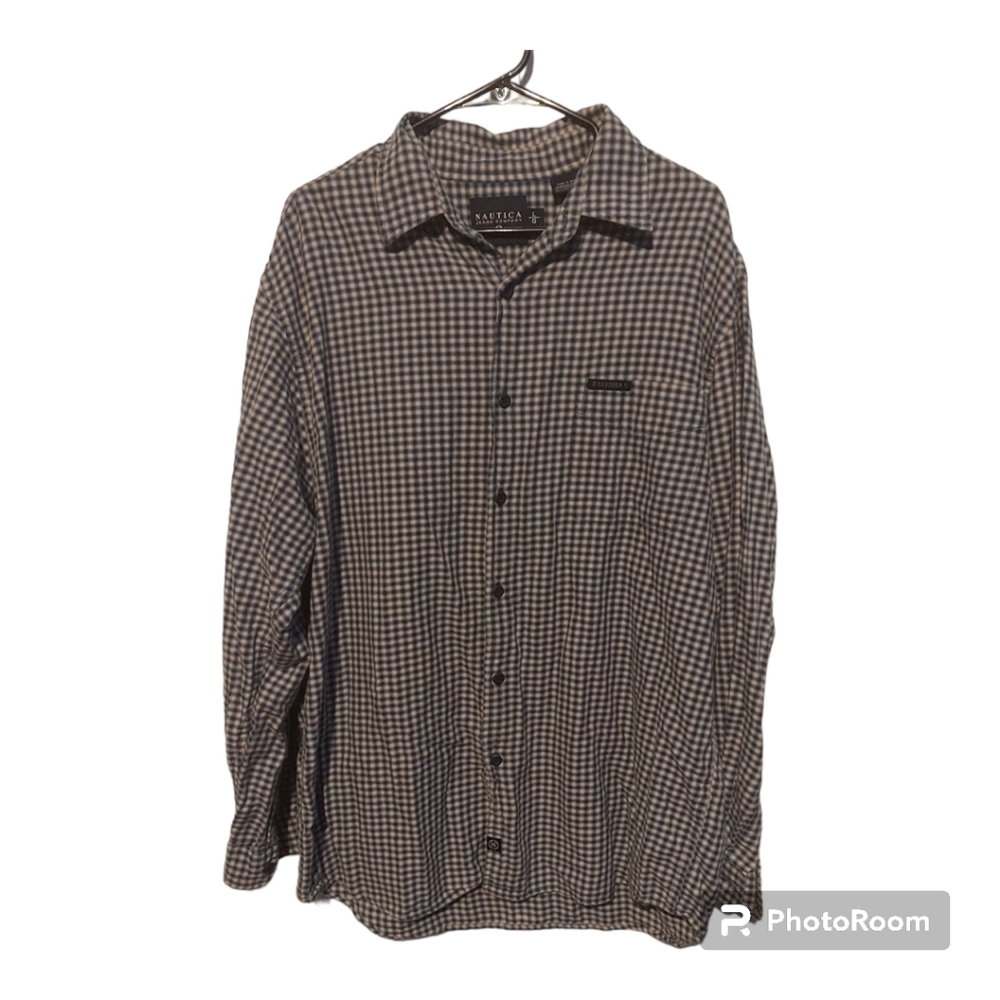 Nautica Size Large long sleeve button up shirt comfy date night fall